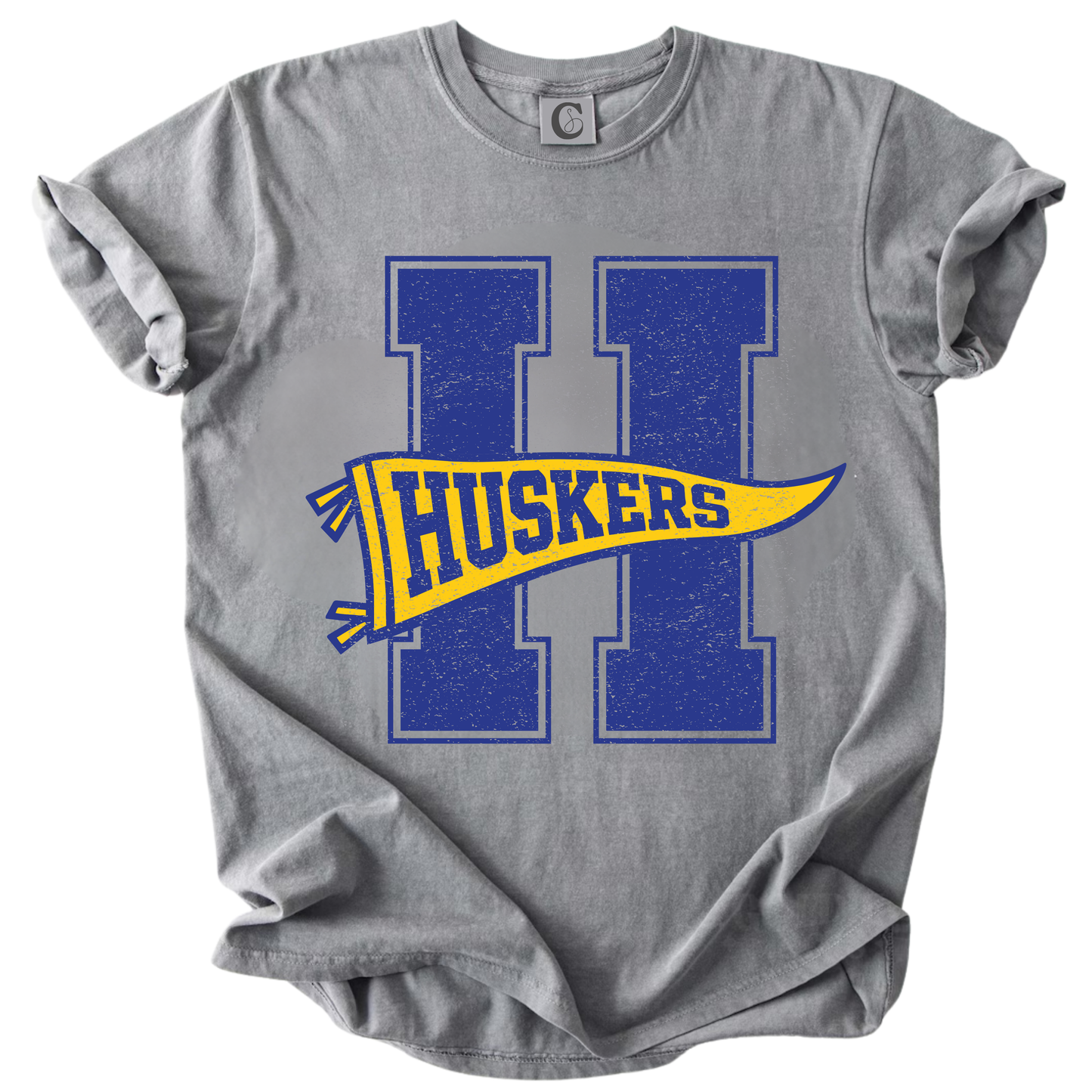 HUSKER PENNANT TEE | GREY