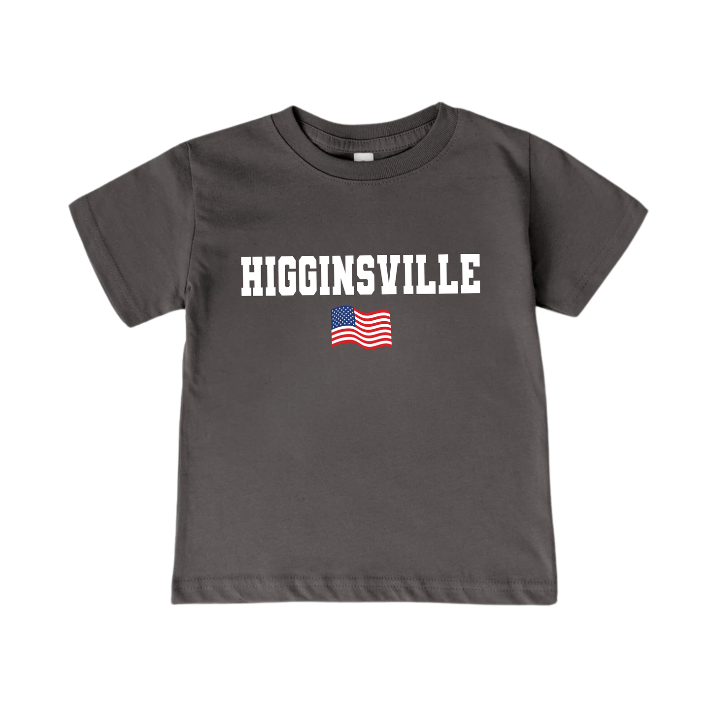 HIGGINSVILLE FLAG TEE | PEPPER